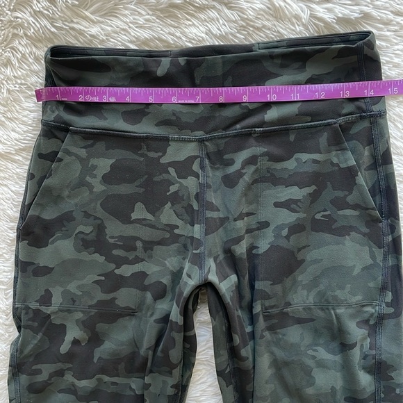 lululemon athletica Camo Leggings - Black and Green - Picture 7 of 9